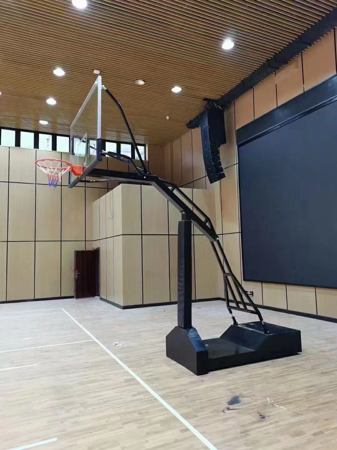 成人凹箱移動籃球架