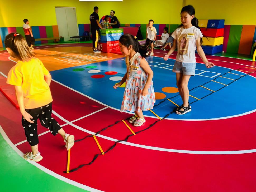 兒童體能訓(xùn)練器材