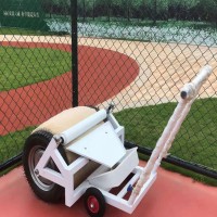 體育場地吸水車