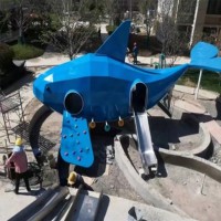 大型鯨魚兒童滑梯