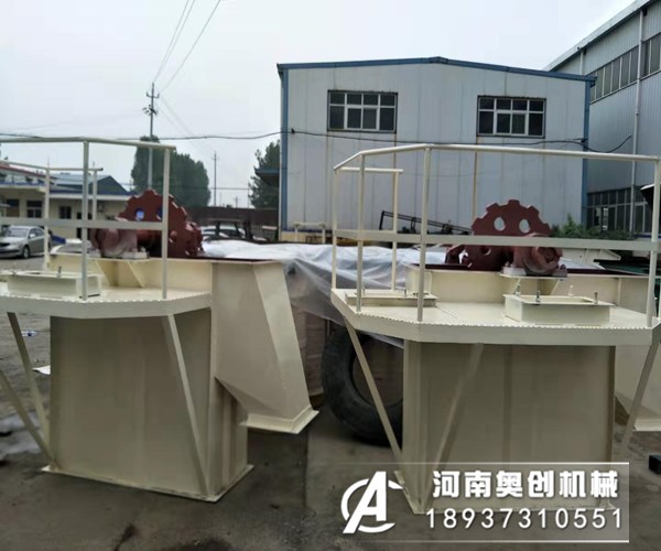 雙板鏈?zhǔn)蕉肥教嵘龣C